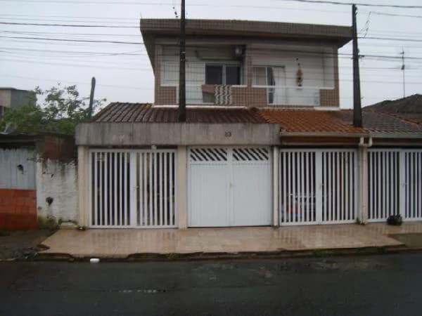 Foto do(a) Casa com 2 quartos à venda em SANTOS - SP