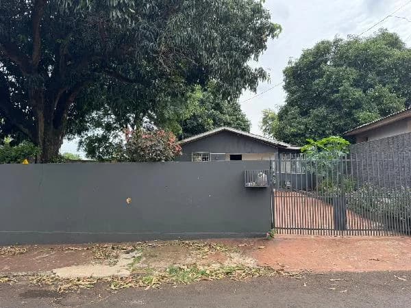 Foto do(a) Casa com 3 quartos à venda em FOZ DO IGUACU - PR