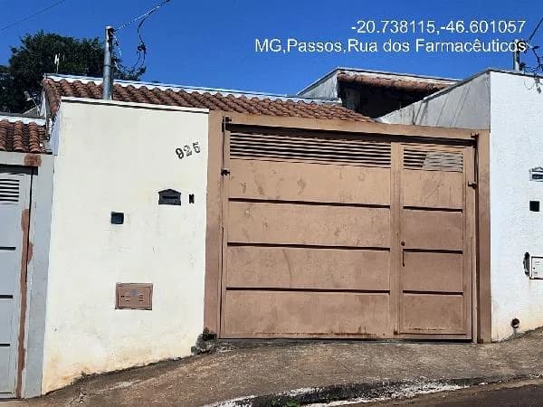 Foto do(a) Casa com 2 quartos à venda em PASSOS - MG