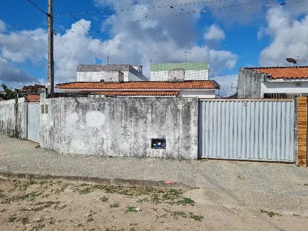 Foto de CASA - 2 QUARTOS - JOAO PESSOA - OCUPADO