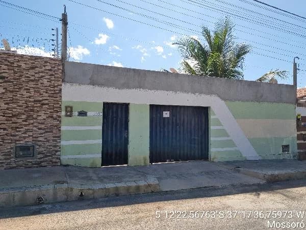Foto do(a) Casa com 2 quartos à venda em MOSSORO - RN