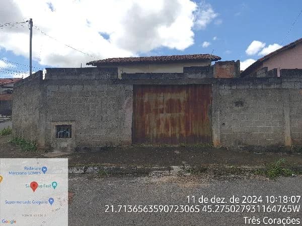 Foto do(a) Casa com 2 quartos à venda em TRES CORACOES - MG