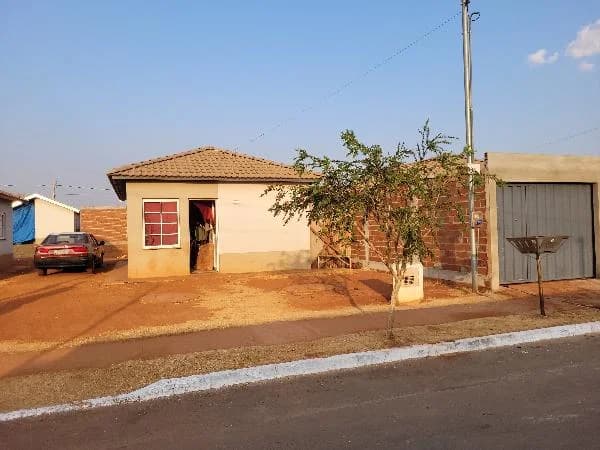Foto de CASA - 2 QUARTOS - TRINDADE - OCUPADO