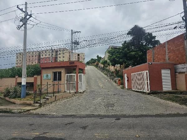 Apartamento - 2 Quartos - Belford Roxo - Ocupado — foto 2