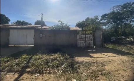 Casa - 2 Quartos - Santo Antonio do Descoberto - Não Informado. — foto 2