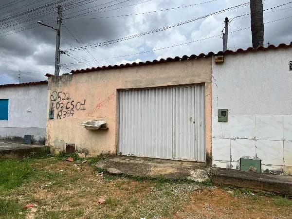 Casa - 2 Quartos - Luziania - Ocupado — foto 2