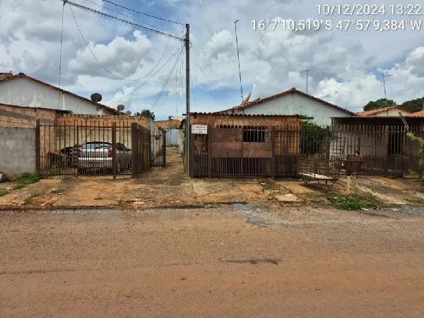 Casa - 2 Quartos - Cidade Ocidental - Desocupado — foto 2