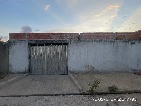 Casa - 2 Quartos - Agua Branca - Ocupado — foto 2
