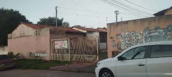 Casa - 2 Quartos - Luziania - Ocupado — foto 2