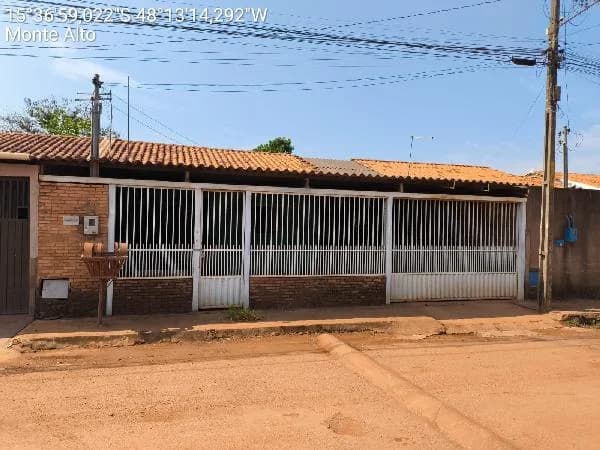 Casa - 2 Quartos - Padre Bernardo - Ocupado — foto 2