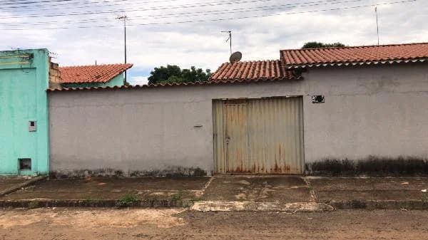 Casa - 2 Quartos - Luziania - Desocupado — foto 2