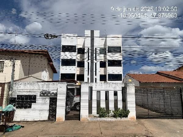 Apartamento - 2 Quartos - Valparaiso de Goias - Ocupado — foto 2