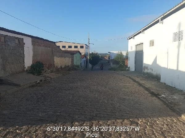 Casa - 2 Quartos - Picui - Ocupado — foto 2