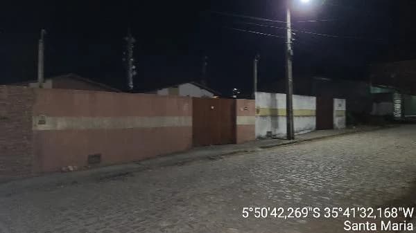 Casa - 2 Quartos - Santa Maria - Ocupado — foto 2
