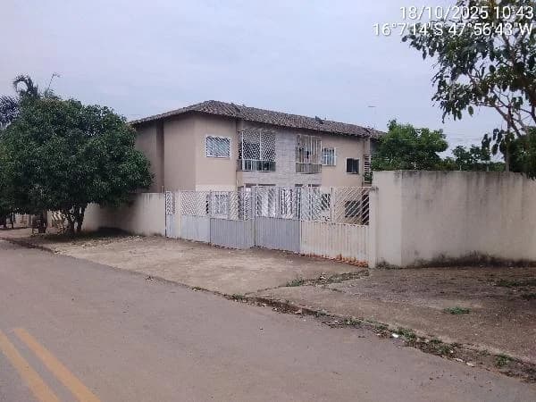 Apartamento - 2 Quartos - Cidade Ocidental - Ocupado — foto 2
