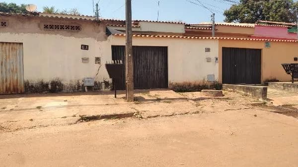Casa - 2 Quartos - Santo Antonio do Descoberto - Ocupado — foto 2