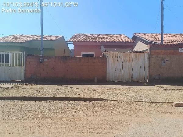 Casa - 2 Quartos - Padre Bernardo - Ocupado — foto 2