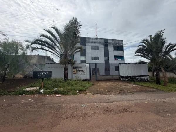 Apartamento - 2 Quartos - Aguas Lindas de Goias - Ocupado — foto 2