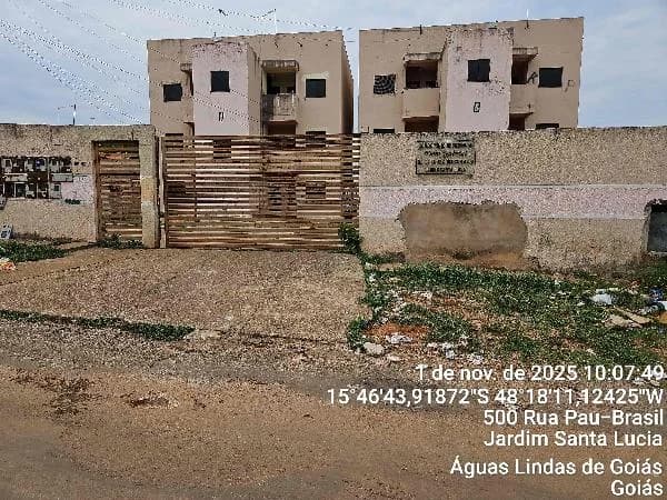 Apartamento - 2 Quartos - Aguas Lindas de Goias - Ocupado — foto 2