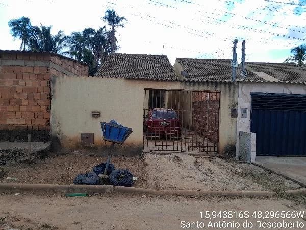 Casa - 2 Quartos - Santo Antonio do Descoberto - Ocupado — foto 2