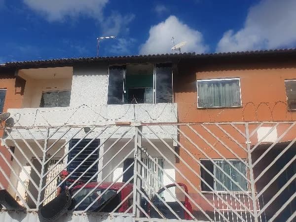Apartamento - 2 Quartos - Cidade Ocidental - Ocupado — foto 2