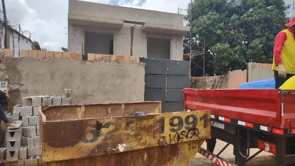 Apartamento - 2 Quartos - Cidade Ocidental - Desocupado — foto 2