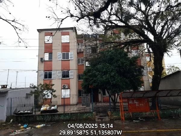 Apartamento - 2 Quartos - Canoas - Ocupado — foto 2