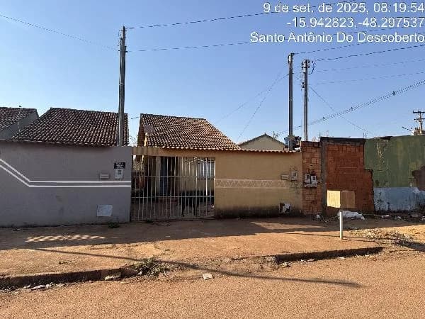 Casa - 2 Quartos - Santo Antonio do Descoberto - Ocupado — foto 2