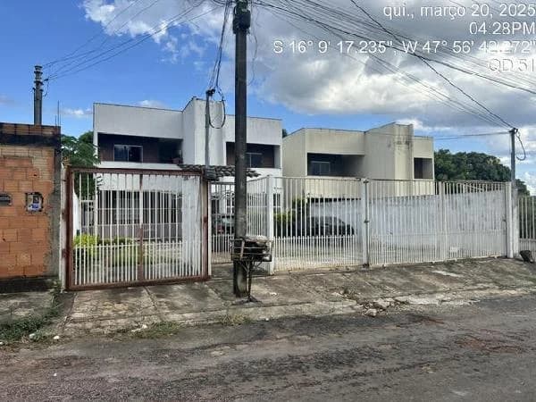 Apartamento - 2 Quartos - Luziania - Ocupado — foto 2