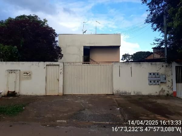 Apartamento - 2 Quartos - Cidade Ocidental - Ocupado — foto 2