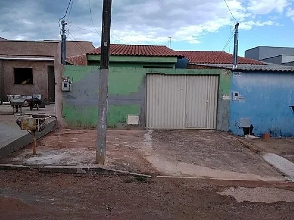 Casa - 2 Quartos - Santo Antonio do Descoberto - Ocupado — foto 2