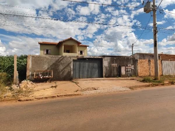 Apartamento - 2 Quartos - Cidade Ocidental - Ocupado — foto 2