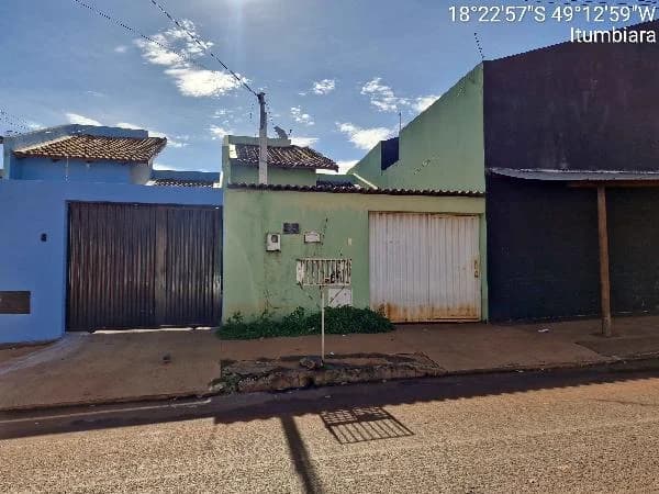 Casa - 2 Quartos - Itumbiara - Ocupado — foto 2