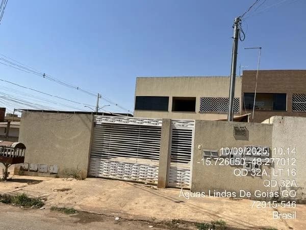 Apartamento - 2 Quartos - Aguas Lindas de Goias - Ocupado — foto 2