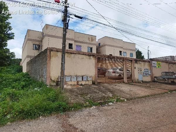 Apartamento - 2 Quartos - Aguas Lindas de Goias - Ocupado — foto 2