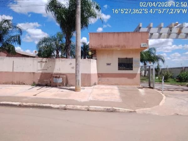 Apartamento - 2 Quartos - Cidade Ocidental - Ocupado — foto 2