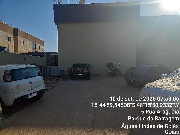 Apartamento - 2 Quartos - Aguas Lindas de Goias - Ocupado — foto 2