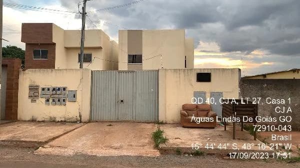 Apartamento - 2 Quartos - Aguas Lindas de Goias - Ocupado — foto 2