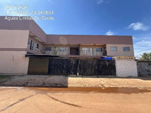 Apartamento - 2 Quartos - Aguas Lindas de Goias - Ocupado — foto 2