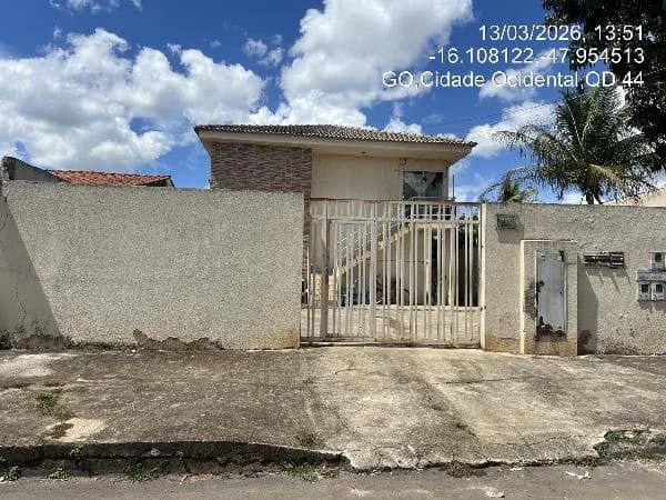 Apartamento - 2 Quartos - Cidade Ocidental - Desocupado — foto 2