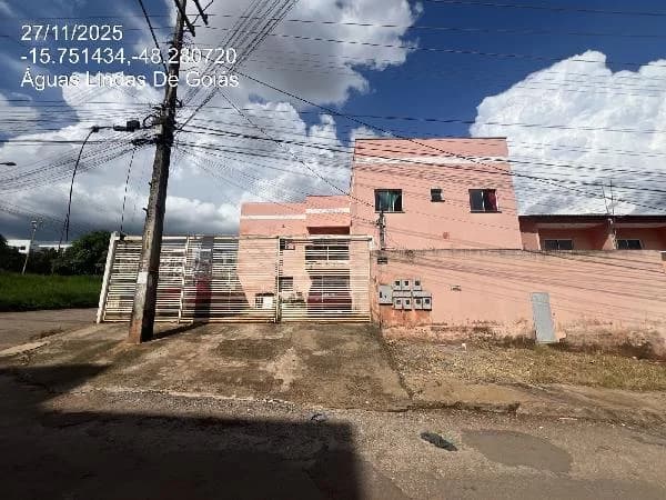 Apartamento - 2 Quartos - Aguas Lindas de Goias - Ocupado — foto 2