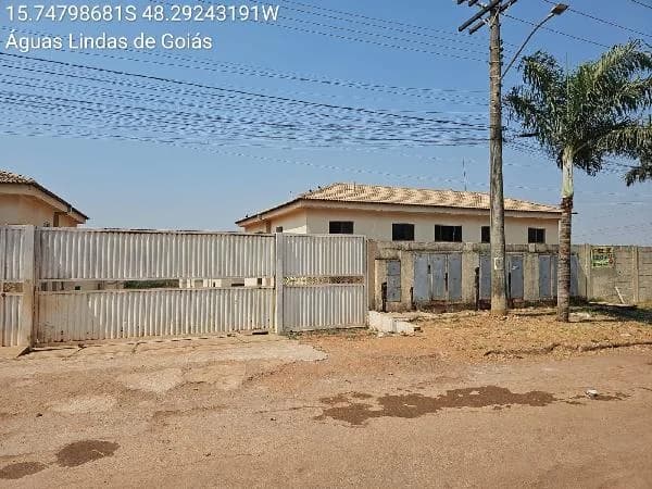 Apartamento - 2 Quartos - Aguas Lindas de Goias - Ocupado — foto 2