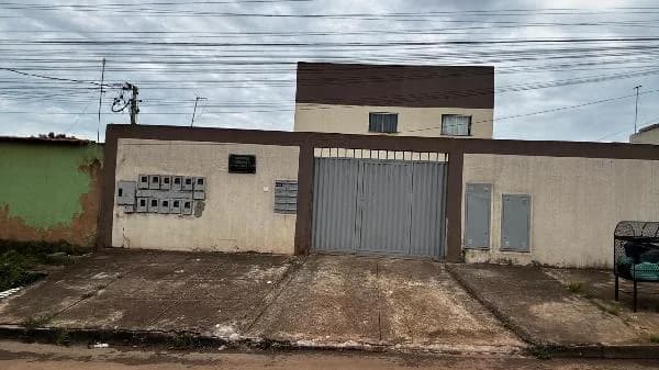 Apartamento - 2 Quartos - Aguas Lindas de Goias - Ocupado — foto 2