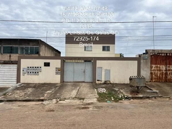 Apartamento - 2 Quartos - Aguas Lindas de Goias - Ocupado — foto 2