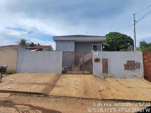 Apartamento - 2 Quartos - Cidade Ocidental - Ocupado — foto 2