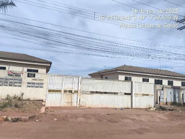 Apartamento - 2 Quartos - Aguas Lindas de Goias - Desocupado — foto 2