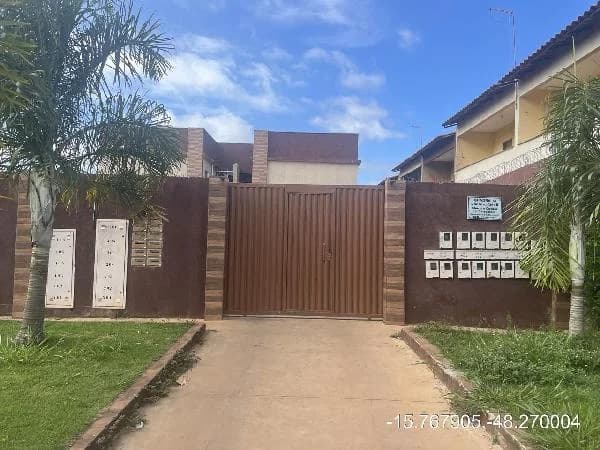 Apartamento - 2 Quartos - Aguas Lindas de Goias - Ocupado — foto 2