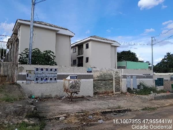 Apartamento - 2 Quartos - Cidade Ocidental - Ocupado — foto 2