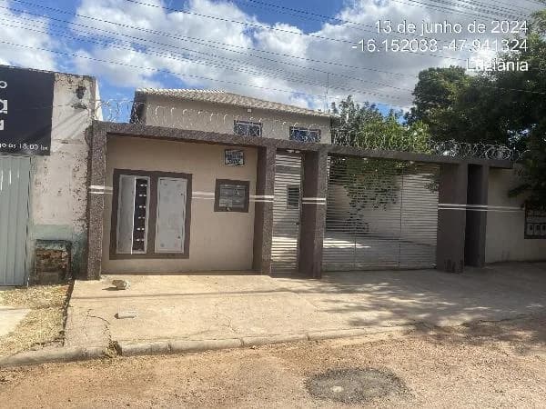 Apartamento - 2 Quartos - Luziania - Ocupado — foto 2
