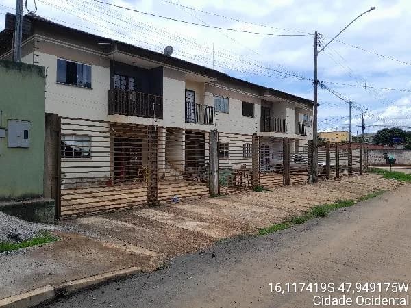 Apartamento - 2 Quartos - Cidade Ocidental - Ocupado — foto 2